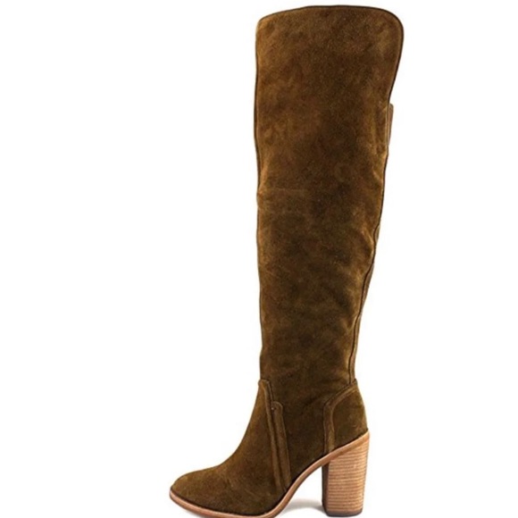 NEW IN BOX Vince Camuto boots - Picture 4 of 4